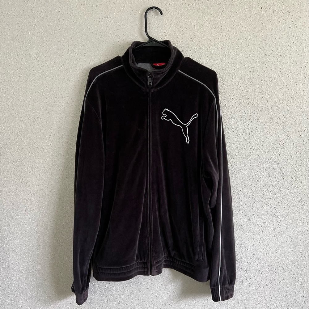 Puma Men’s Gray Zip Up Hoodie